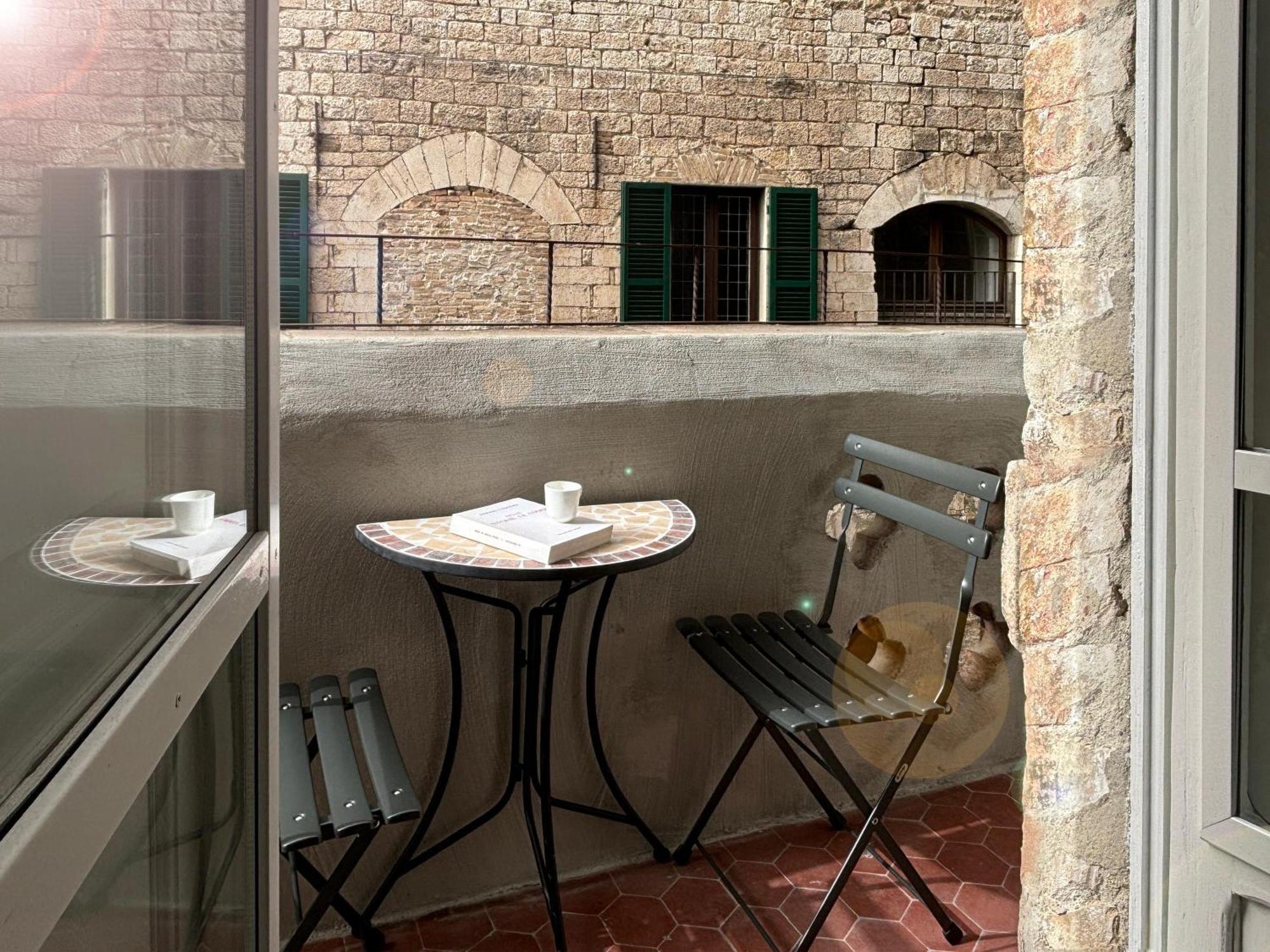 La Loggia Di Portica Residenza Storica Nel Centro Di Assisi Lejlighed Eksteriør billede